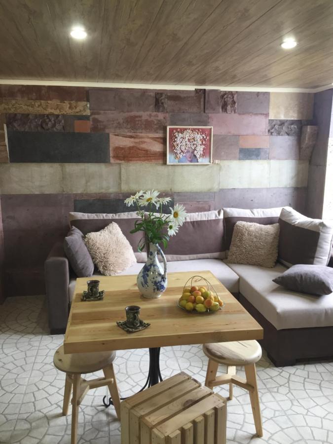 Apple Tree Family Home Dzorakap 외부 사진