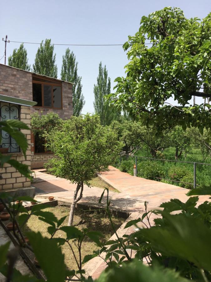 Apple Tree Family Home Dzorakap 외부 사진